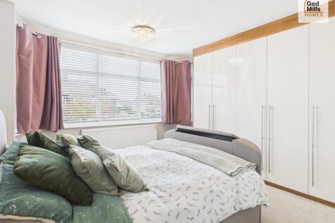 CAM04261G0-PR0105...