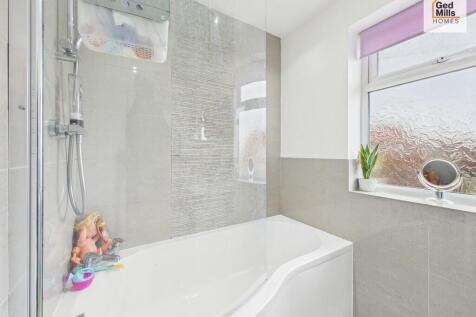 CAM04261G0-PR0105...