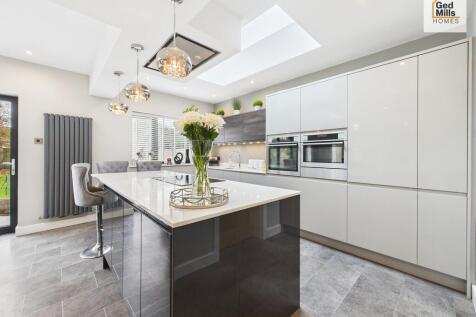 CAM04261G0-PR0108...