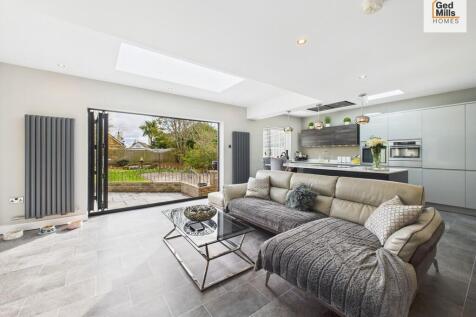 CAM04261G0-PR0108...