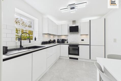 CAM04261G0-PR0111...