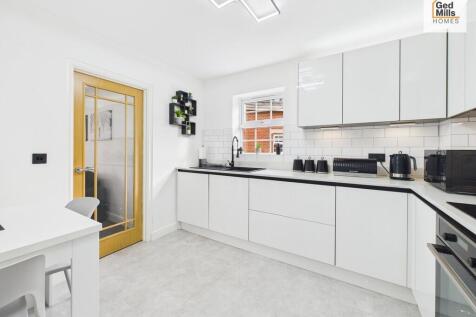 CAM04261G0-PR0111...