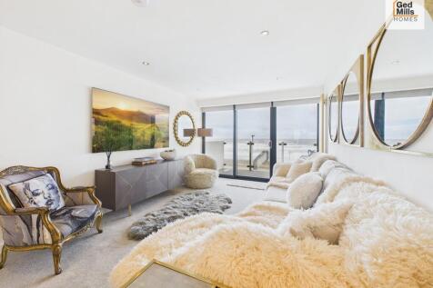 CAM04261G0-PR0110...