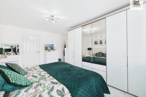 CAM04261G0-PR0107...