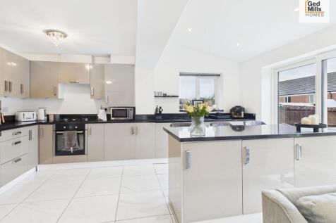 CAM04261G0-PR0113...