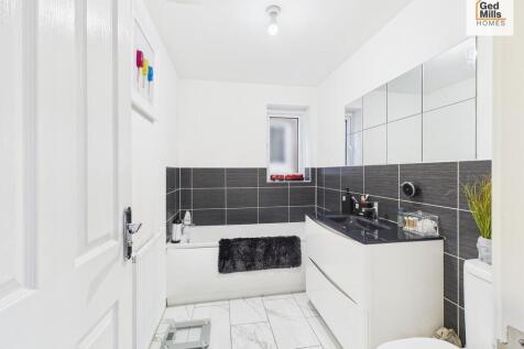 CAM04261G0-PR0113...