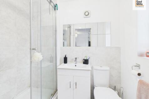 CAM04261G0-PR0113...