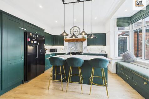 CAM04261G0-PR0114...