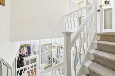 CAM04261G0-PR0114...