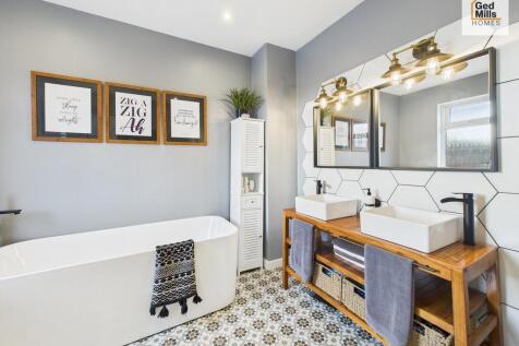 CAM04261G0-PR0114...