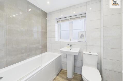 CAM04261G0-PR0115...