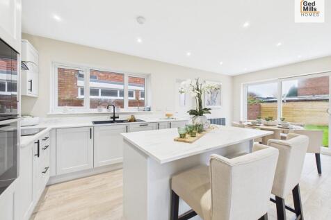 CAM04261G0-PR0117...