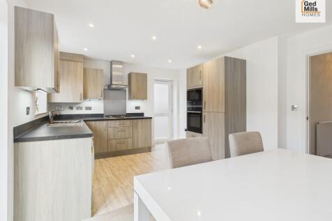 CAM04261G0-PR0112...