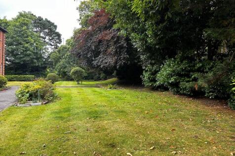 COMMUNAL GARDEN