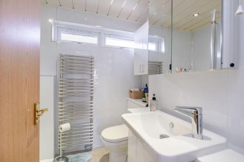 Upstairs bathroom