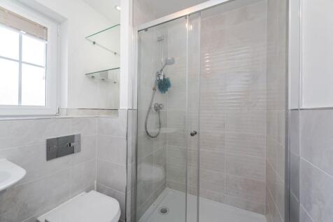 Bedroom One En-suite