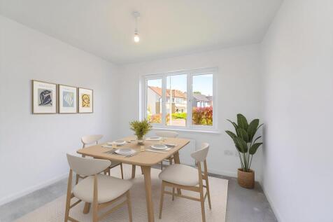 Staged Dinning Room