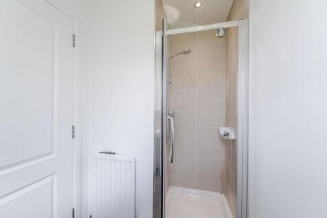 Bedroom 2 En-suite