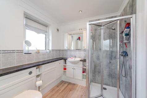 Upstairs bathroom