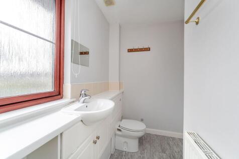 Master bedroom en suite