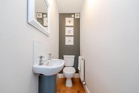 Cloakroom W/C