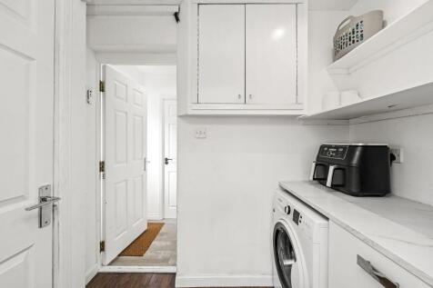 Laundry RoomCloakroom Wc