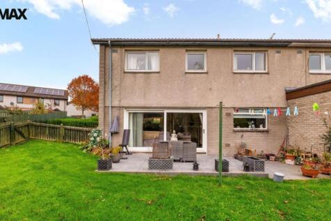 Rear Garden / Side Garden