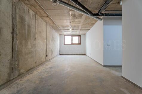 Underbuild