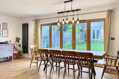Kitchen Lounge Diner