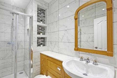 Bedroom 2 En Suite
