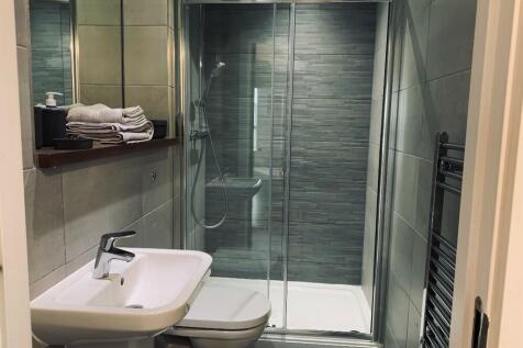 Ensuit Bathroom