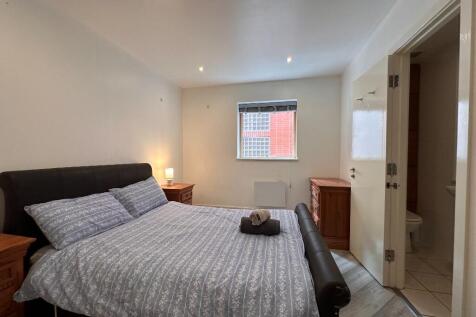 Ensuit Bedroom