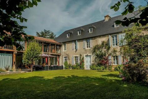 Property Image 1