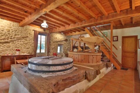 Property Image 4