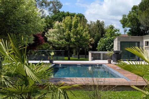 Property Image 39