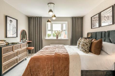Similar Show Home