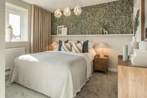 Similar Show Home