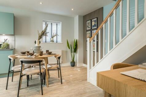 Similar Show Home