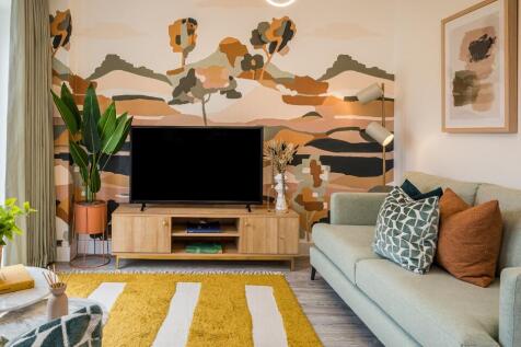 Similar Show Home