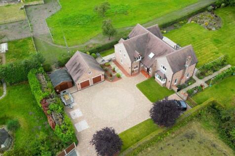 DJI_0099.00_00_44_27.Still097.jpg