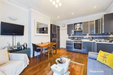 Reception / Kitchen