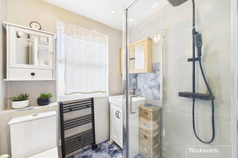 Upstairs Bathroom