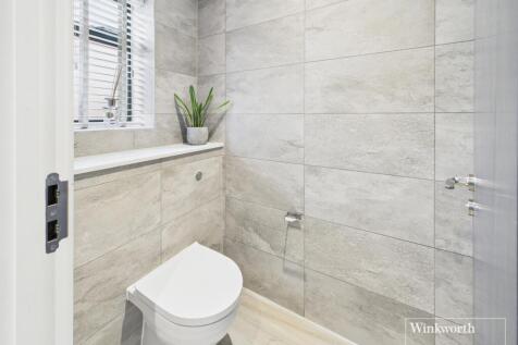 Jack N Gill Bathroom