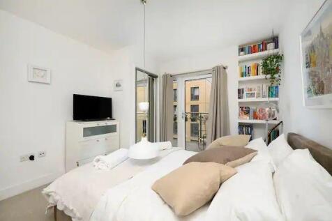 Bedroom 2.jpg