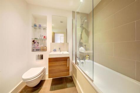 Bathroom.jpg