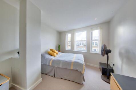 Bedroom 2.jpg