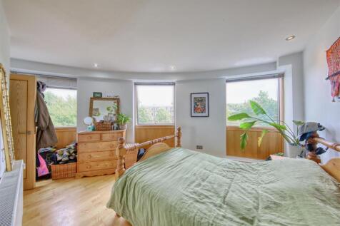 Bedroom.jpg