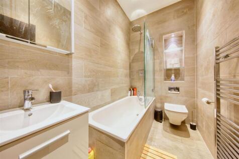 Bathroom.jpg