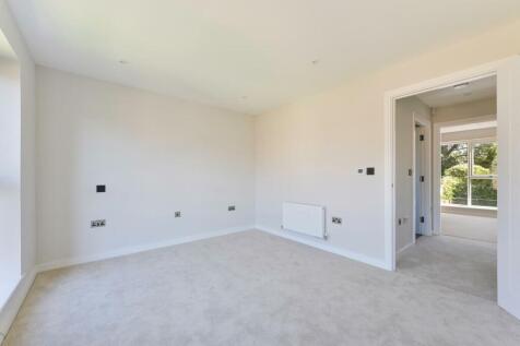 FAIRWAYS, HOUSE 1- Bedroom 1d.jpg