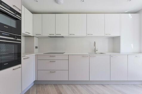 FAIRWAYS, HOUSE 1- Kitchen 5.jpg